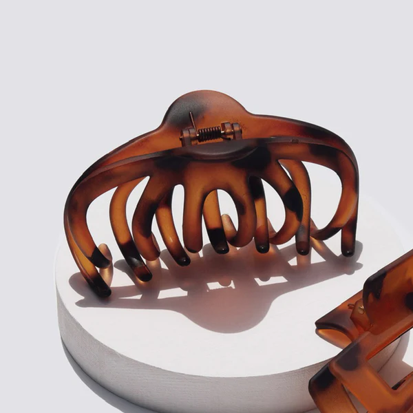 Kristin Ess Hair Accessories Claw Clip Curved