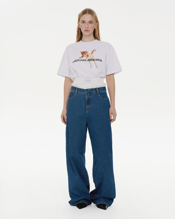 ksenia schnaider Flying Kitten T-shirt