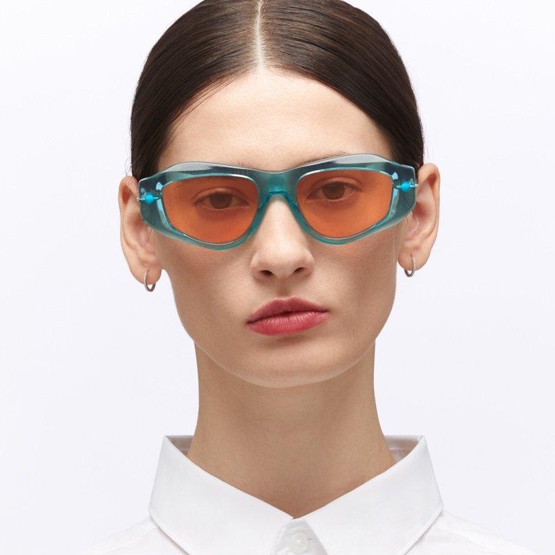 kuboraum P15TRANSPARENT BLUE PAGODA