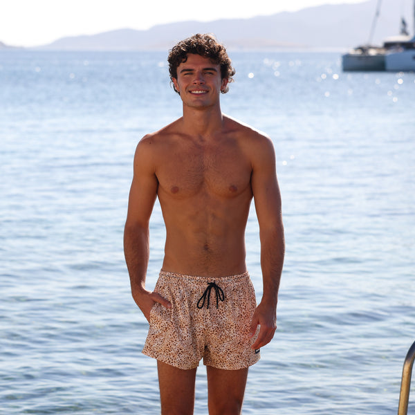 Kulani Kinis Men's 4" Stretch Swim Trunks - Wild Skies