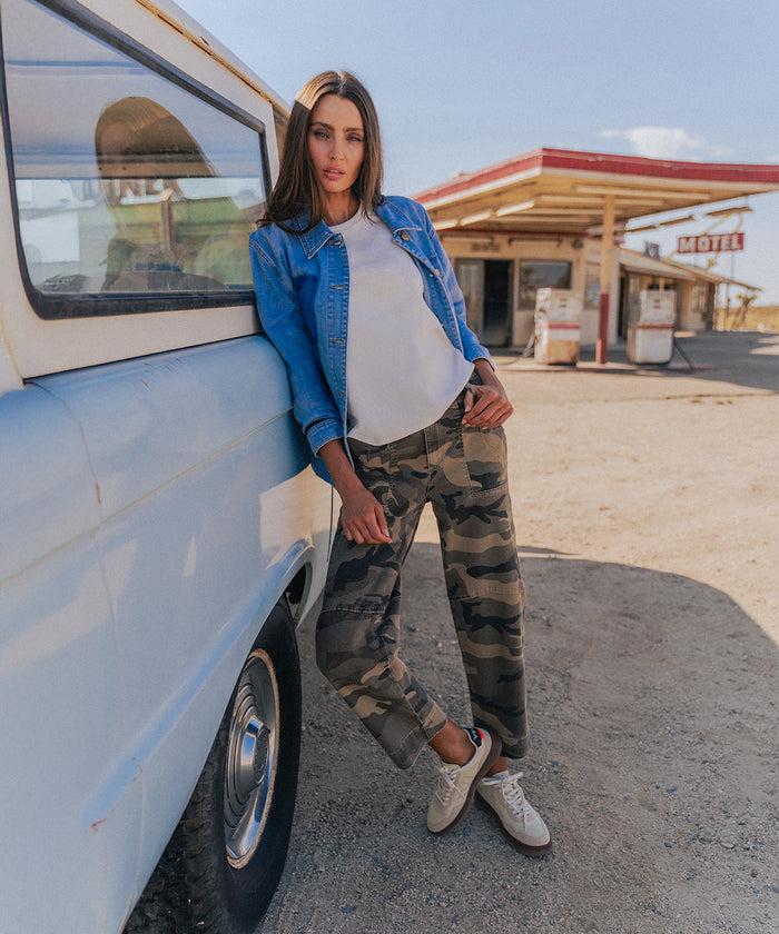 Kut From The Kloth Ashton High Rise Barrel Leg Exclusive