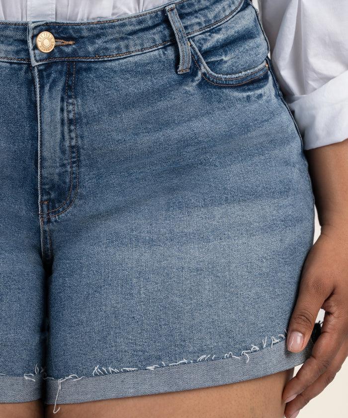 Kut From The Kloth Jane High Rise Short Plus