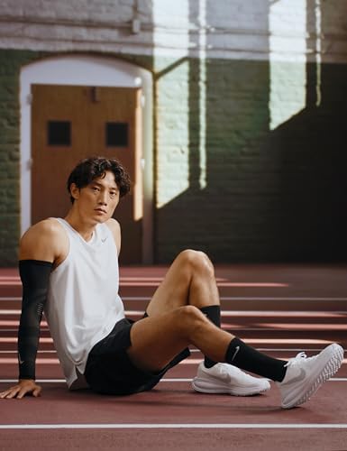 Nike Men's Revolution 8 Road Running Shoes Sneaker