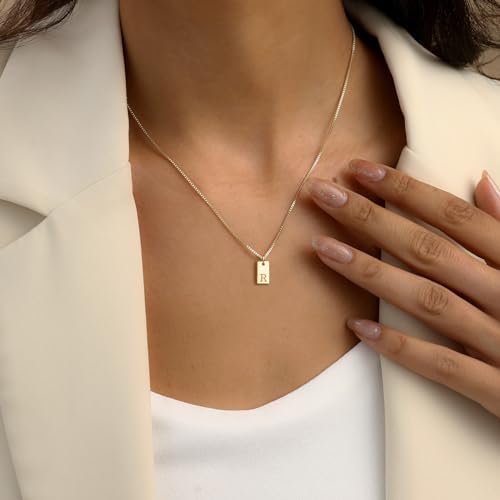 Initial Necklaces For Women 14K Gold Plated Letter Necklace Dainty Gold Name Necklace Personalized Initial Tag Pendant Necklace For Women Trendy Gold Jewelry