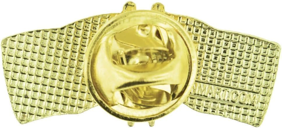 PinMart Crossed American Flag Lapel Pin - Gold-Color Plated Enamel USA And World Crossed Flag Friendship & Unity Hat Jacket And Backpack Pins Collectible Patriotic Gift Secure Clutch Back