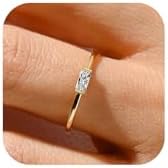 RLMOON Gold Birthstone Rings for Women Non Tarnish Gold Stackable Rings Dainty 14K Gold/Silver Plated Baguette CZ Emerald Green Ring Personalized Jewelry Gift for Birthday Size 4-10