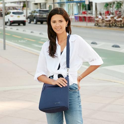 Travelon Anti-theft Metro Crossbody