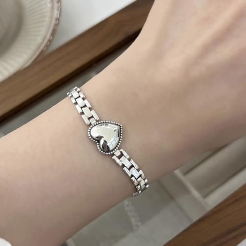 Jude Jewelers Stainless Steel Heart Charm Watch Band Chain Style Bracelet (Silver) Medium