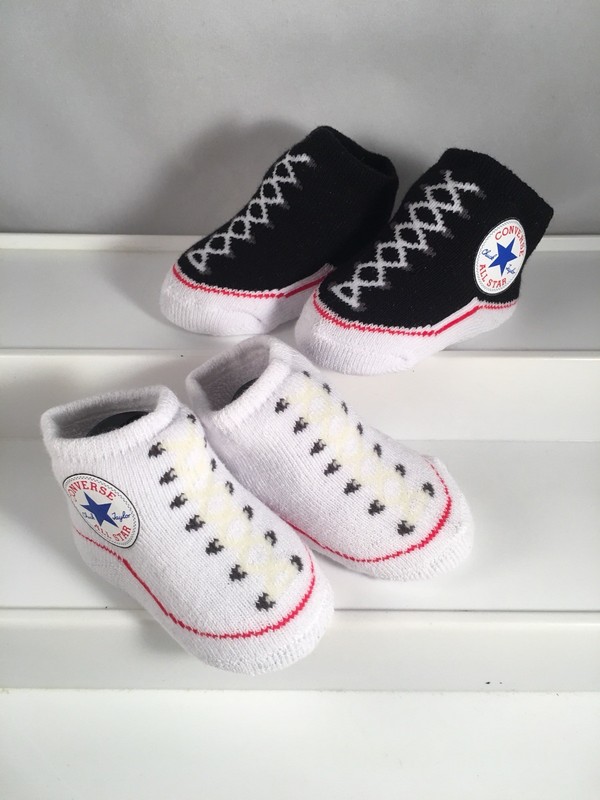2 Pair Converse Chuck Taylor 0-6 Months Baby BOOTIES Infant Black White Gift B4