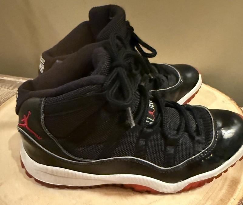 2019 Nike Air Jordan XI 11 Retro PS Black Red Bred 378039 061 Rare Sz 1.5