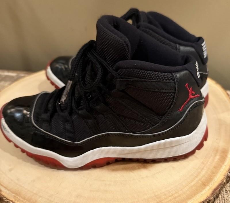 2019 Nike Air Jordan XI 11 Retro PS Black Red Bred 378039 061 Rare Sz 1.5
