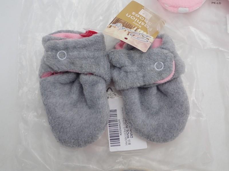 3 Pair Of Infant Babies Fleece Non Slip Booties 12-18 Months