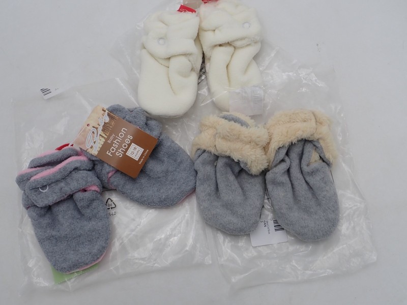 3 pair of Infant Babies fleece non slip Booties 12-18 months