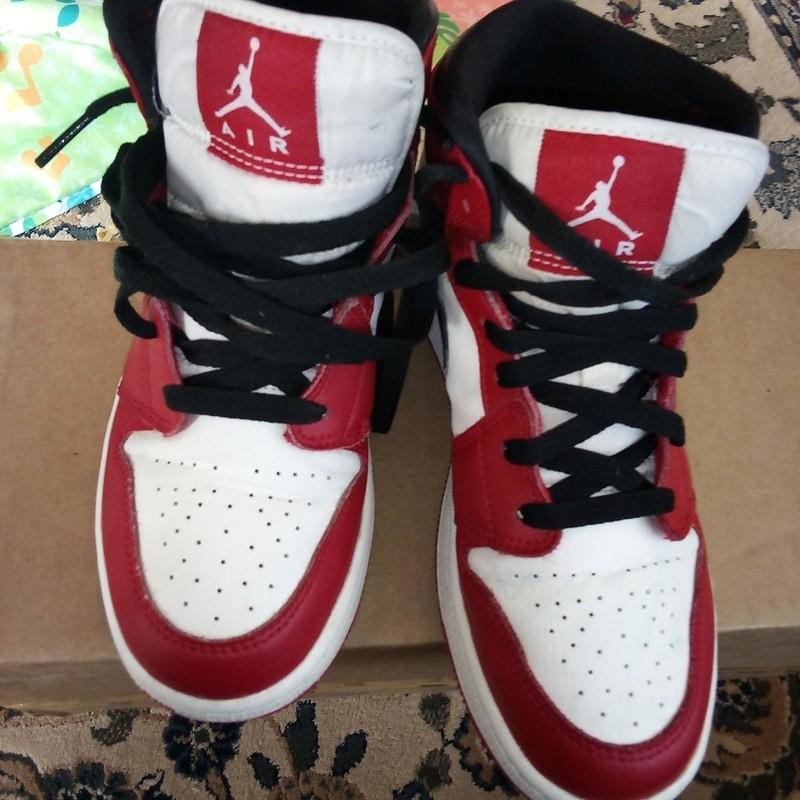 5.5y/7w Air Jordan 1 Chicago Mid