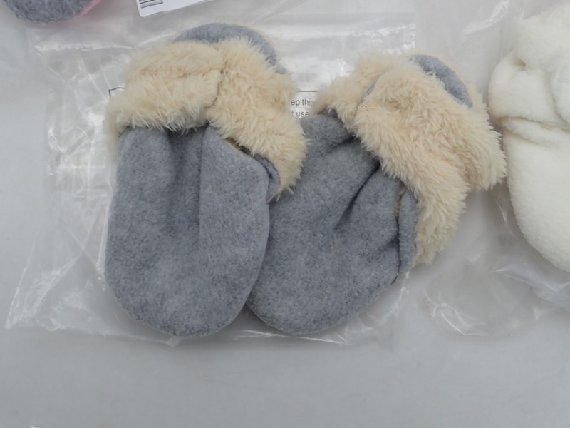 5 Pair Of Infant Babies Fleece Non Slip Booties 0-6 Months