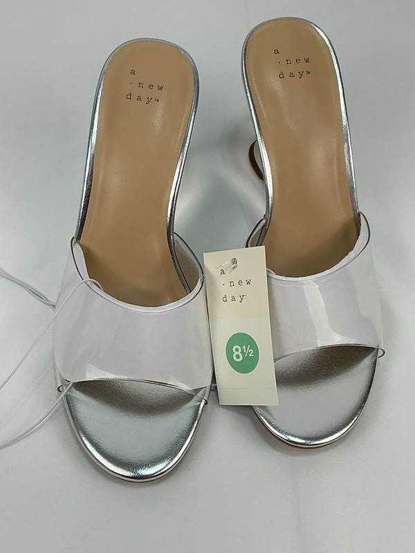 A New Day Women’s Silver Clear Chessy Heel Size 8.5 Memory Foam Pump Heel Sandal