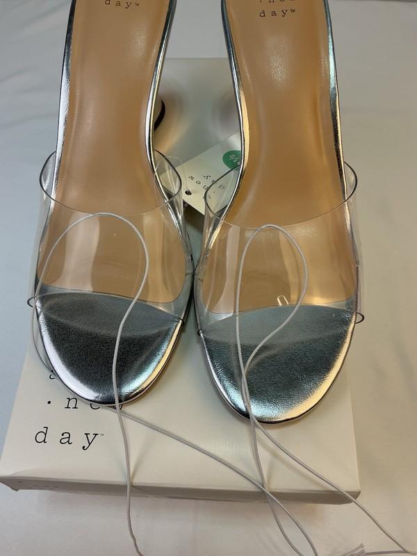 A New Day Women’s Silver Clear Chessy Heel Size 8.5 Memory Foam Pump Heel Sandal