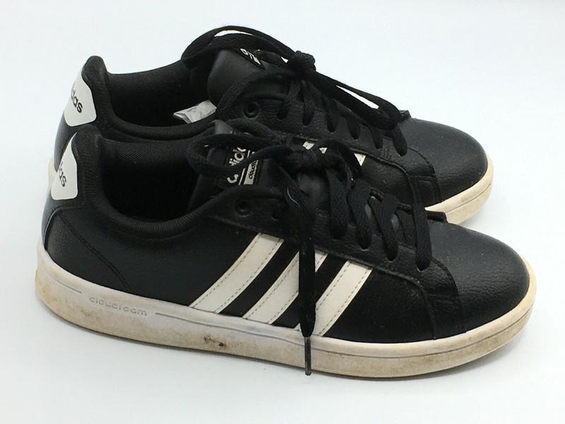 Adidas Boys Black White Athletic Shoes Size 6.5 Laces