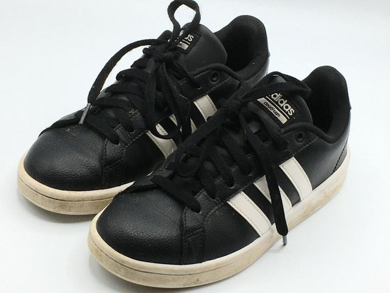 Adidas Boys Black White Athletic Shoes Size 6.5 Laces