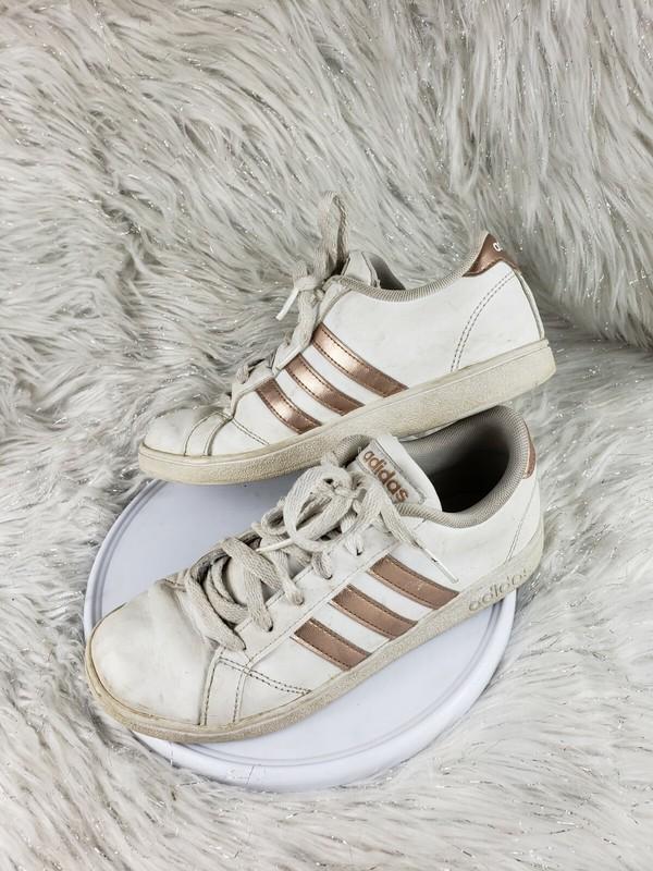 Adidas Unisex Kids White AQ0783 Baseline K Lace Up Sneaker Tennis Shoes Size 3.5