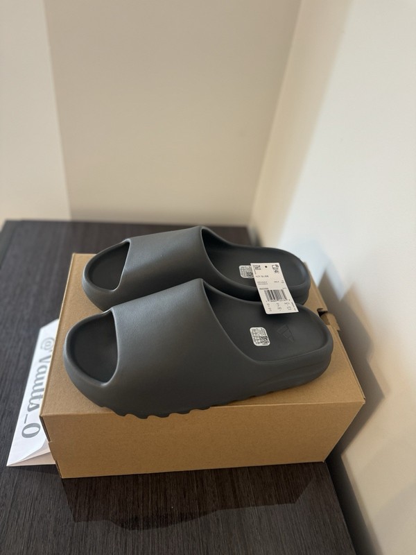 Adidas Yeezy Slide Slate Grey ID2350 Men’s Sizes 7-13 Brand New Ships Fast
