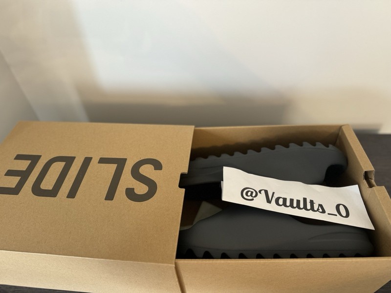 Adidas Yeezy Slide Slate Grey ID2350 Men’s Sizes 7-13 Brand New Ships Fast