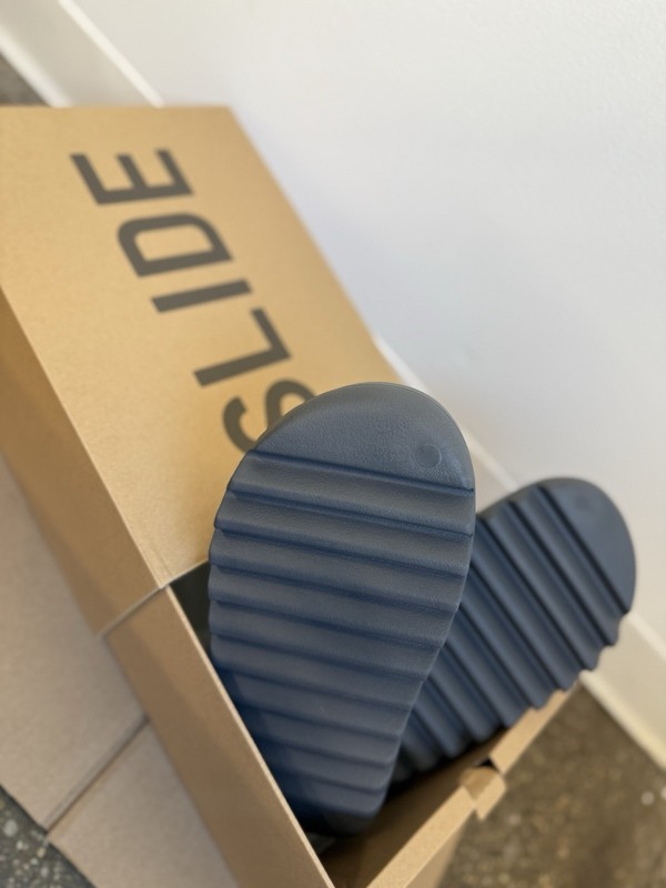 Adidas Yeezy Slide Slate Grey Size 11 – 100% Authentic W/ Receipt ID2350 New