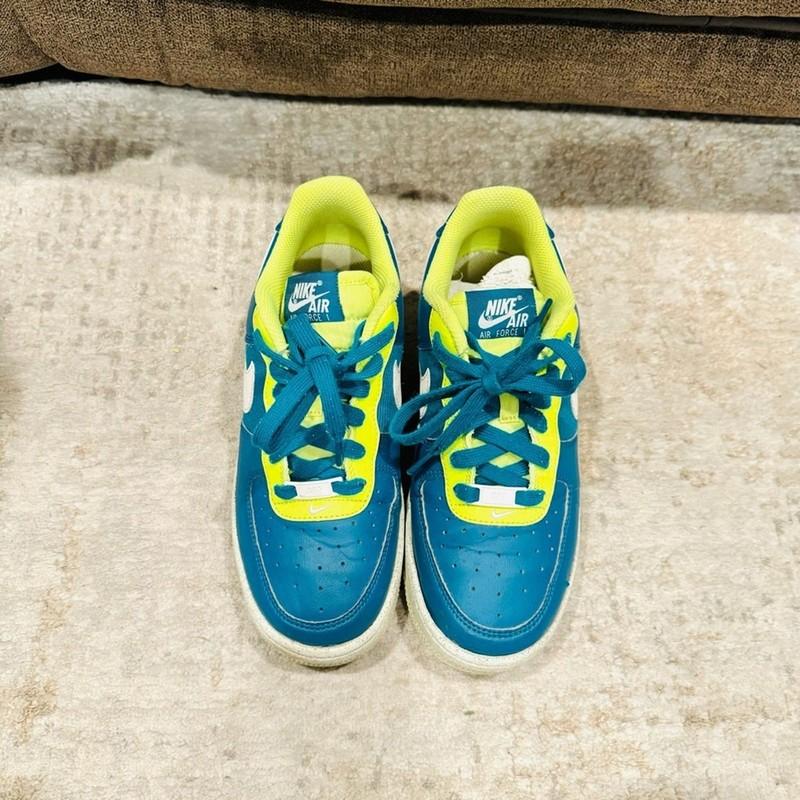 Air Force 1s Phatom Crater Green Volt Lace Up Sneakers Woman’s 6y