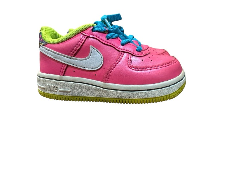 Air Force ‘Pink Blast Volt’ 6c