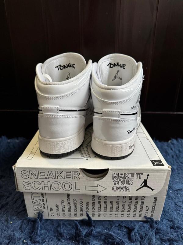Air Jordan 1 Mid SS White And Black 4Y