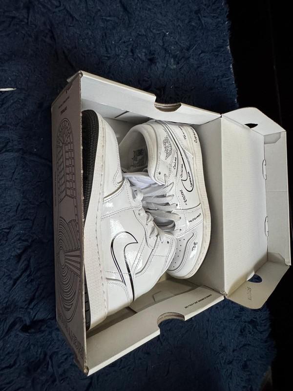 Air Jordan 1 Mid SS White and Black 4Y