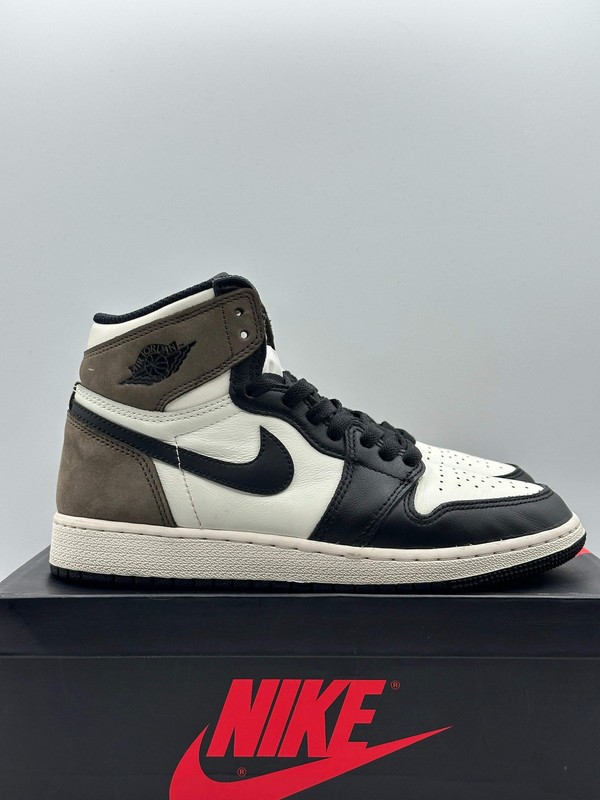 Air Jordan 1 Retro High Dark Mocha (GS) (WORN)