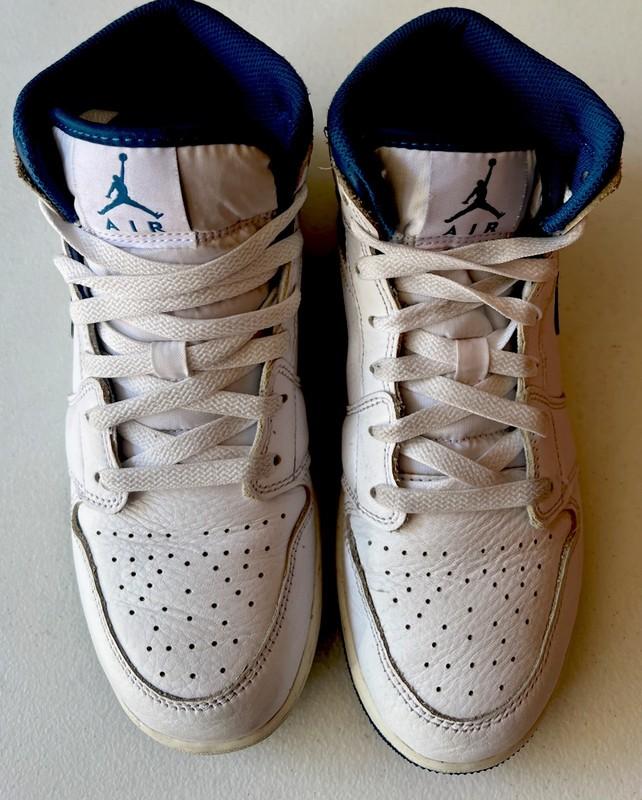 Air Jordan 1 Shoes Mid SE Industrial Blue Sz 7Y Grade School Kicks Swoosh Nike