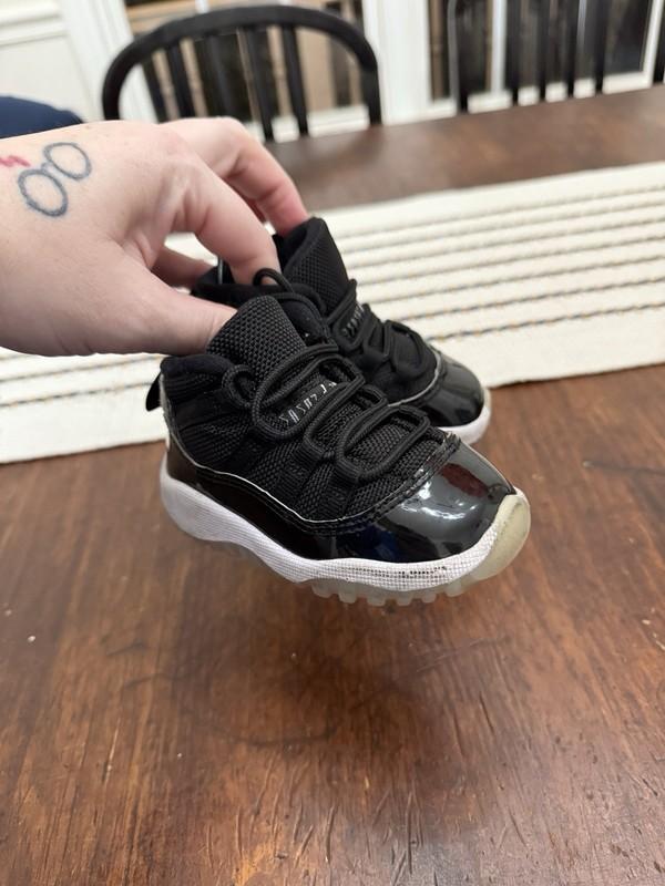 Air Jordan 11 Retro TD 'Jubilee / 25th Anniversary' Toddler Size 5C Sneakers