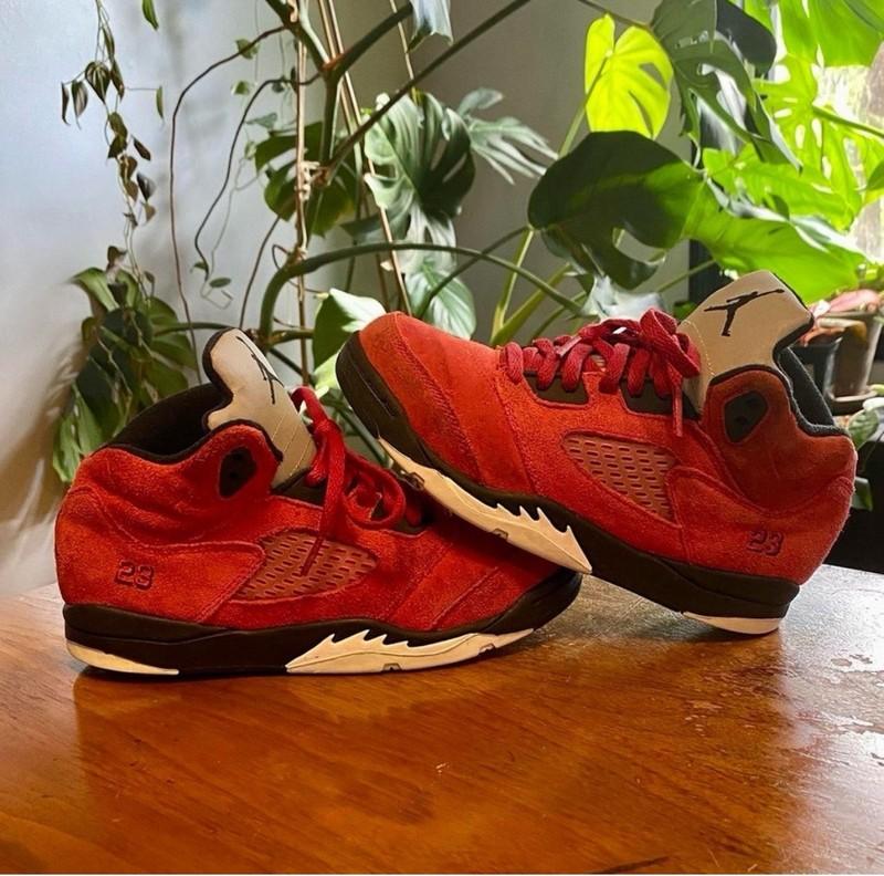 Air Jordan 5 Retro Raging Bull Red GS Size 3Y (440889-600)