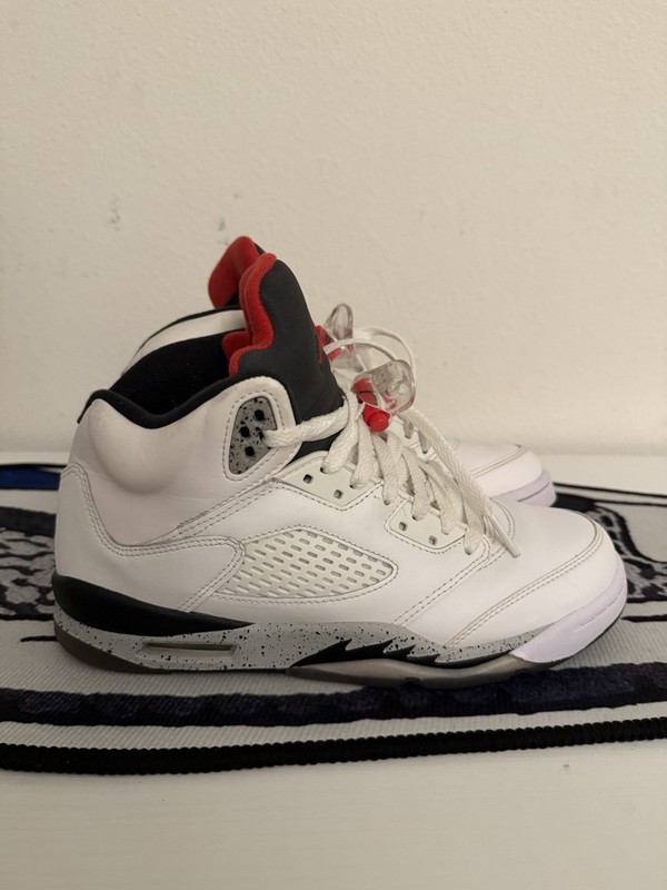 Air Jordan 5 “White Cement” Size 6.5Y GS VNDS