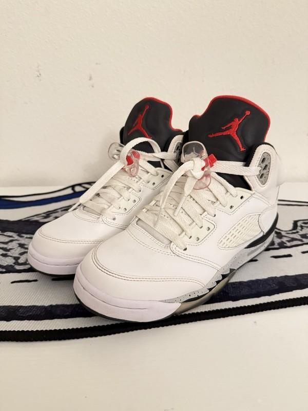 Air Jordan 5 “White Cement” Size 6.5Y GS VNDS