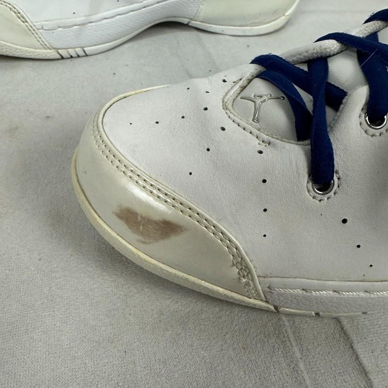Air Jordan Carmelo 5.5 Youth Basketball Shoes White W/ Blue Laces Size 6Y