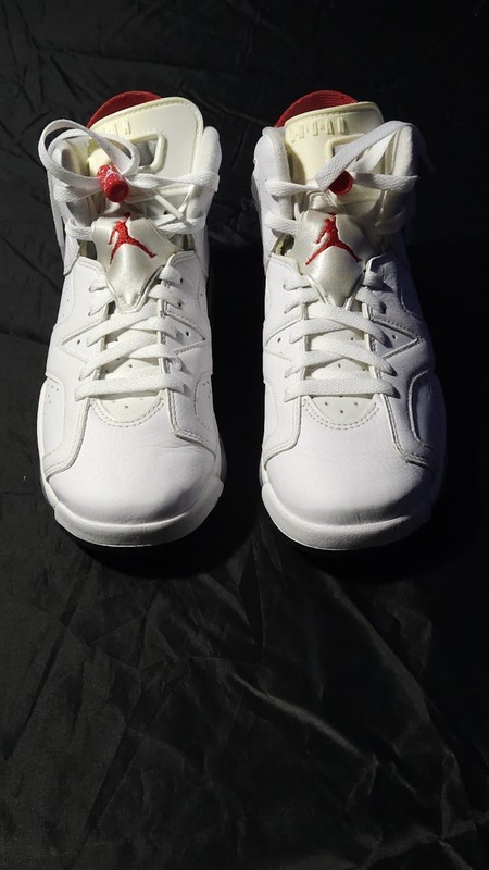 Air Jordan Retro 6 (GS) White/'Red Oreo' Sz 7Y Used Great Condition Without Box