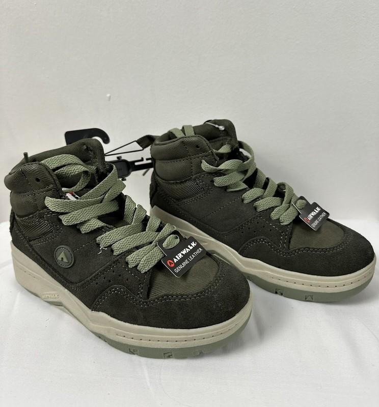 Airwalk Boys Lace-up Anchor High Top Sneakers Shoes Boy’s Size 13 With Tags
