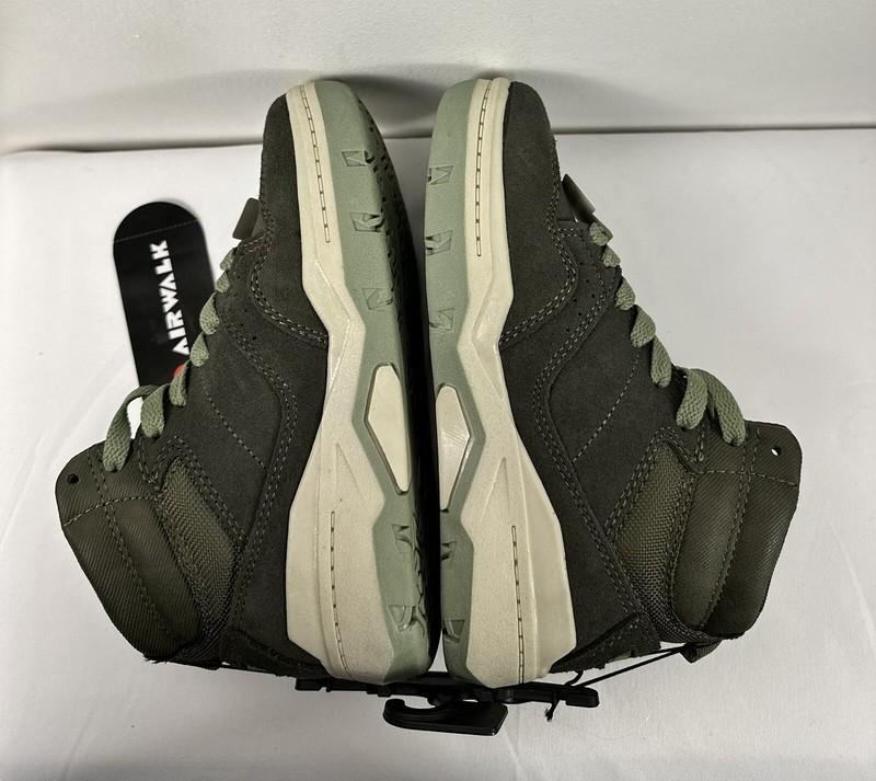 Airwalk Boys Lace-up Anchor High Top Sneakers Shoes Boy’s Size 13 With Tags