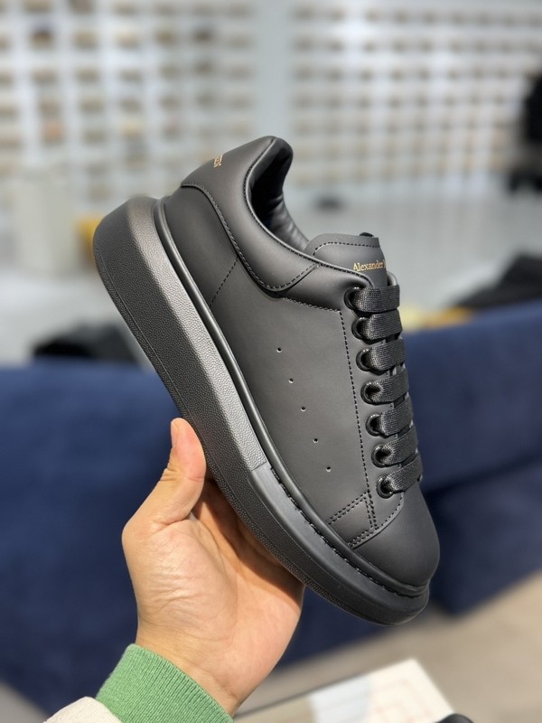 Alexander McQueen Men's Black Flat Shoes Comfort Shoes Free Shipping