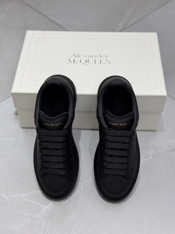 Alexander McQueen Men's Black Flat Shoes Comfort Shoes Free Shipping