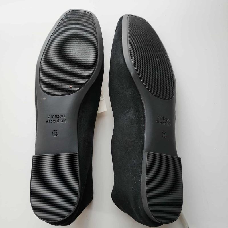 Amazon Essentials Women's Comfortable Square-Toe Slip On Ballet Flat 13