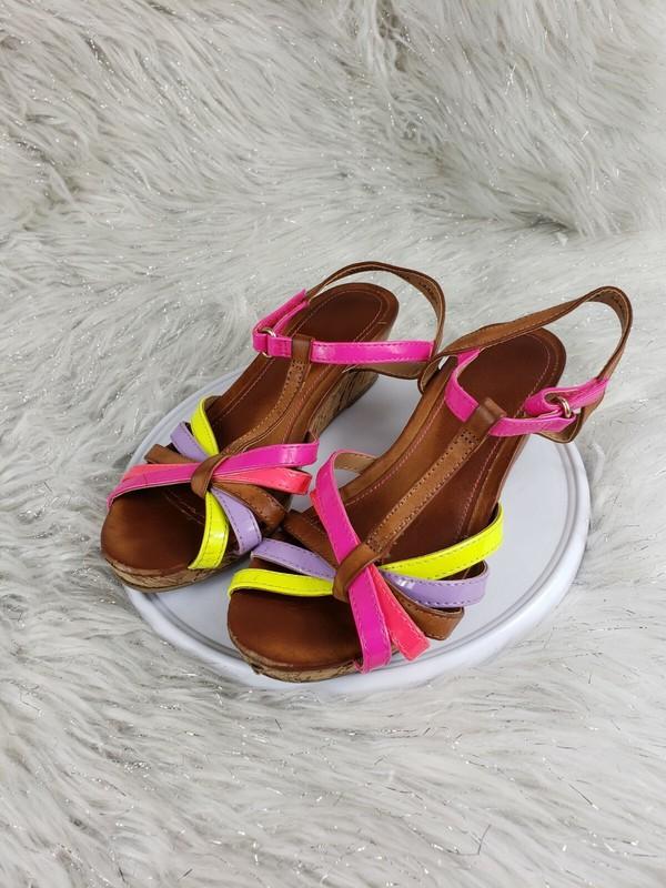 AMERICAN EAGLE Girls Size 2 Brown Multicolor Strappy Open Toe Sandals
