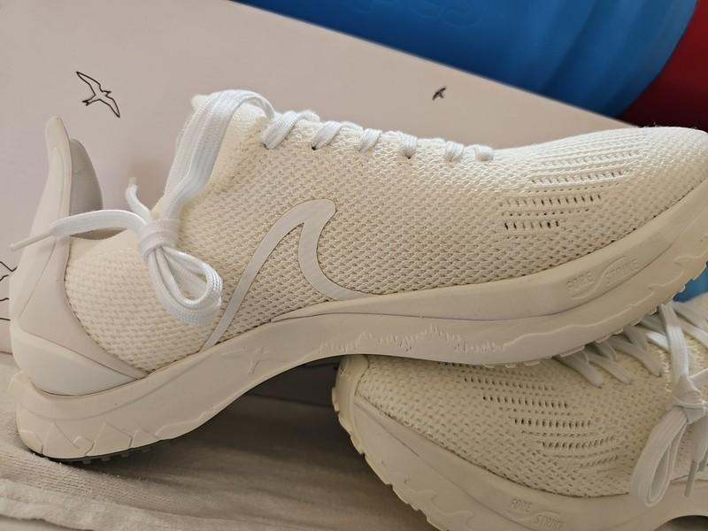 Antepes Men 11 Light Spect Muscle Runners Running Shoes White Breathable NEW