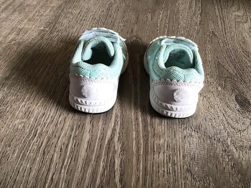 Asics Toddler Size 4 K Lamb Shoes Girls Teal And White Sneakers 1014A240 K4