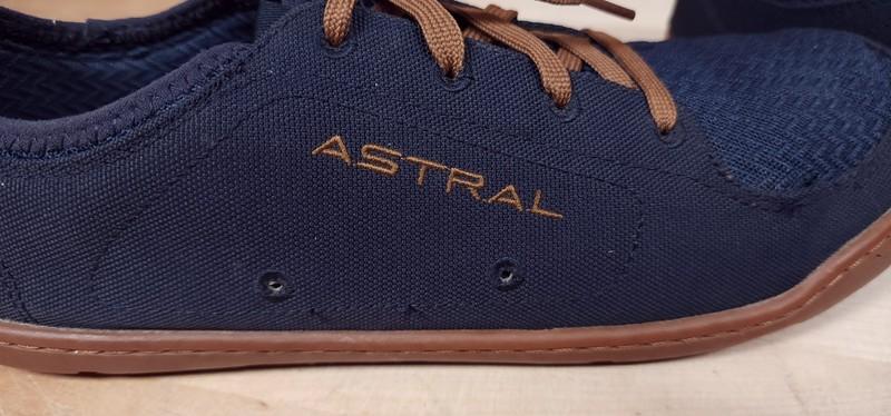 Astral Loyak M’s Mens Navy Water Shoes Size 11 Athletic Minimalist Sneakers