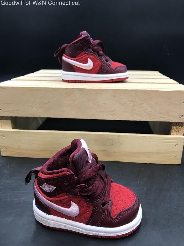 Authentic Nike Sneaker Red/pink/burgundy Girls Athletic Shoes - US 2
