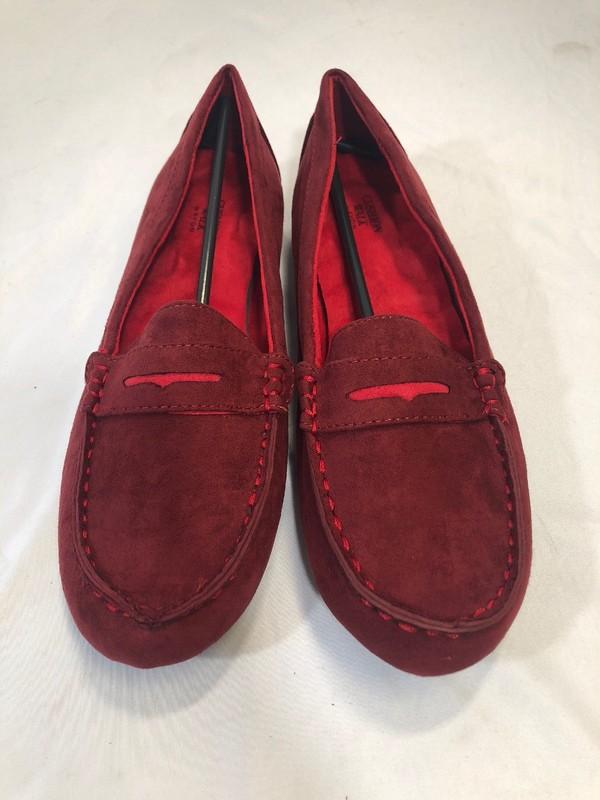 Avon Womens Cushion Walk Classic Red Penny Loafer Shoes Size 7 NEW